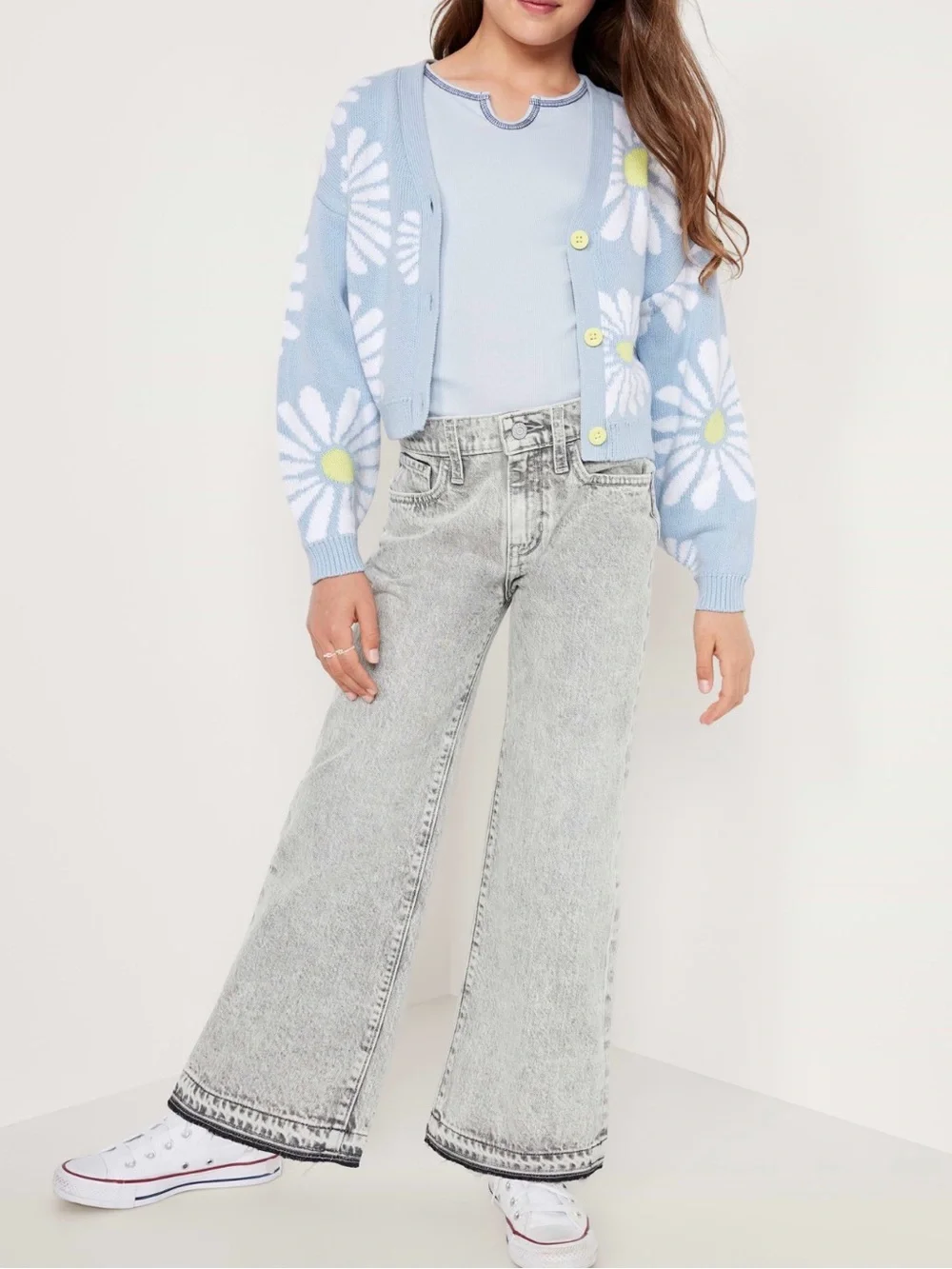 Old Navy Light Gray Acid-Wash Wide Leg Jeans